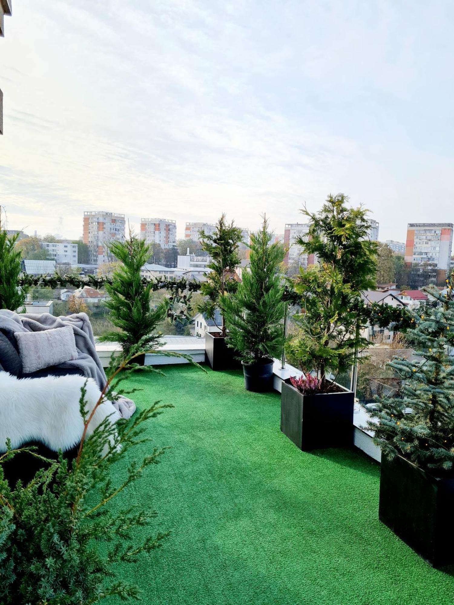 Penthouse Aeroport Iasi Apartment Exterior photo